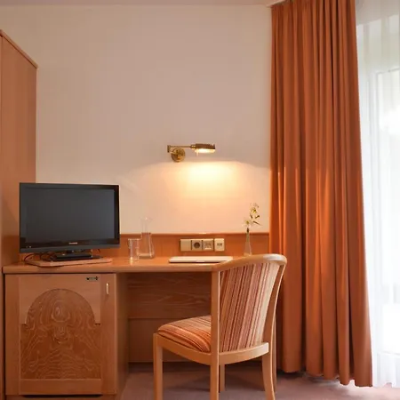 Boarding House Remstal Hotel apartamentowy 3*